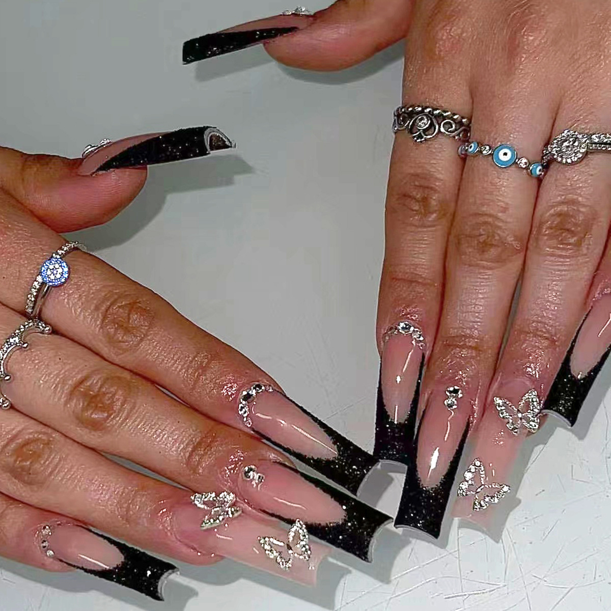 24개 블랙 프렌치 가짜 손톱 세트 나비 모양 라인스톤 - Press On Nail Set 리뷰 및 가격